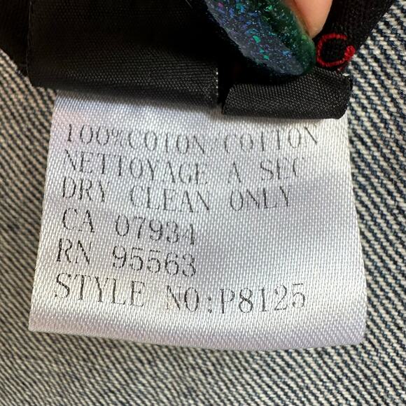 SIMON CHANG Size 6 Ombré Denim Jacket with Silver Metal Hardware - Picture 12 of 14